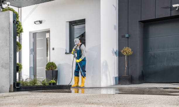 Best Parking Lot and Garage Cleaning  in Graceville, FL
